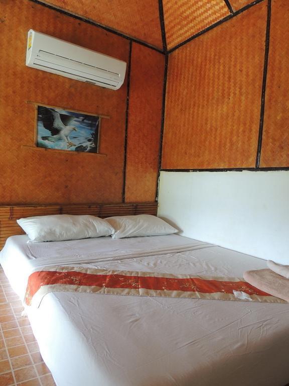 Bamboo Mountain View Phi Phi Resort Habitación foto